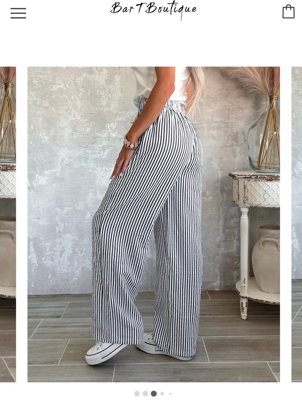 Black&white pants